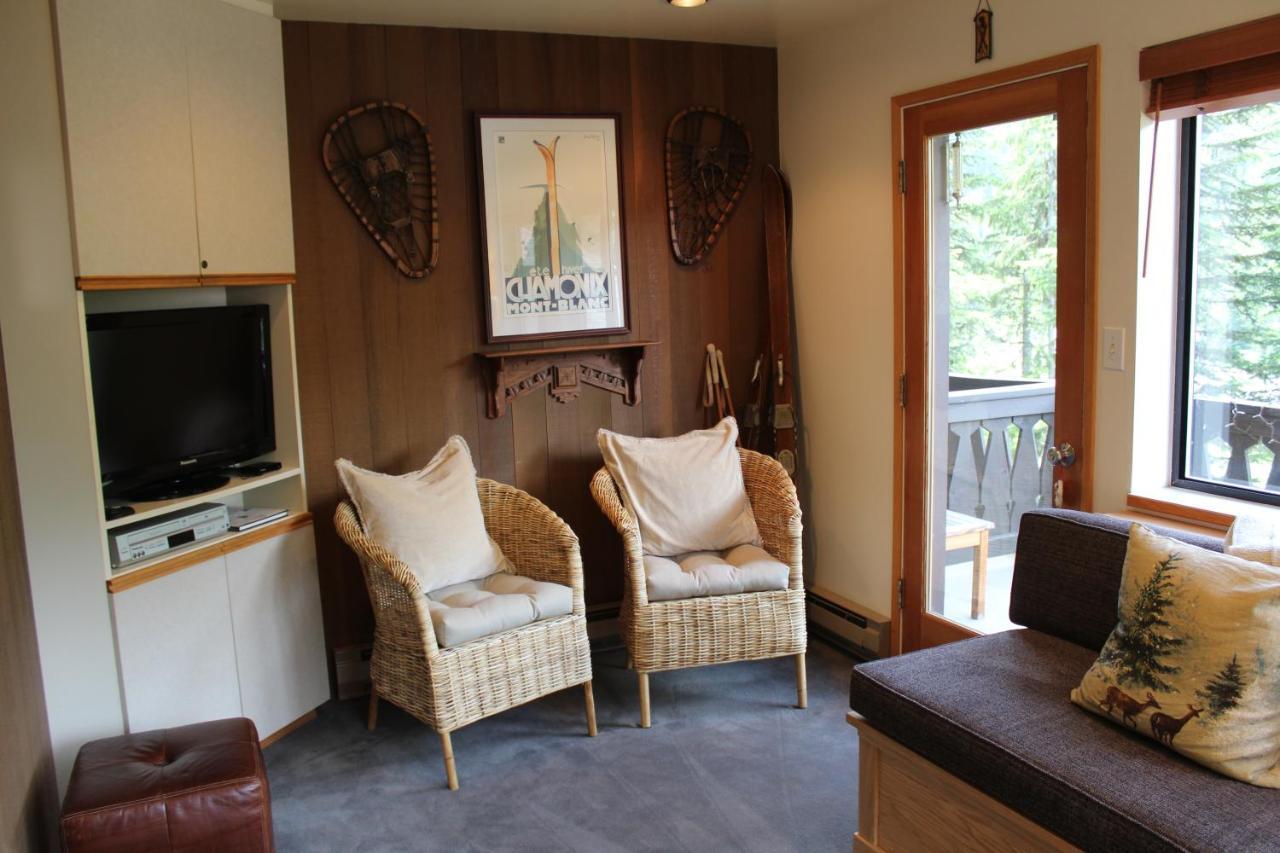 Crystal Chalets Greenwater Exterior foto